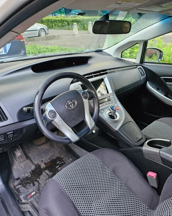 Toyota Prius cena 42000 przebieg: 150000, rok produkcji 2012 z Warszawa małe 46